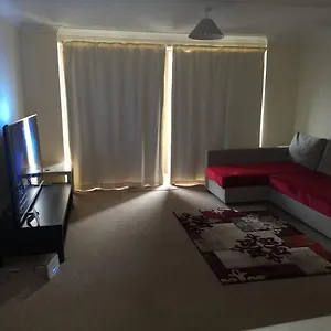 Apartment Spitaki, Redhill (Surrey)